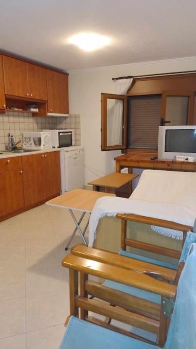 γκαρσονιέρα στην κώμη της χίου Apartment *